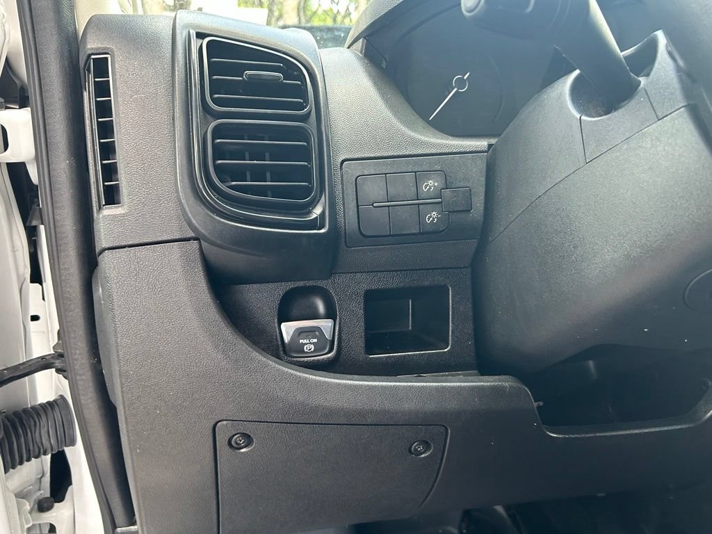 Used 2023 RAM ProMaster 2500 FWD image 11