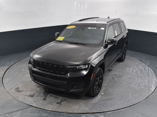 Used 2024 Jeep Grand Cherokee L Laredo image 38