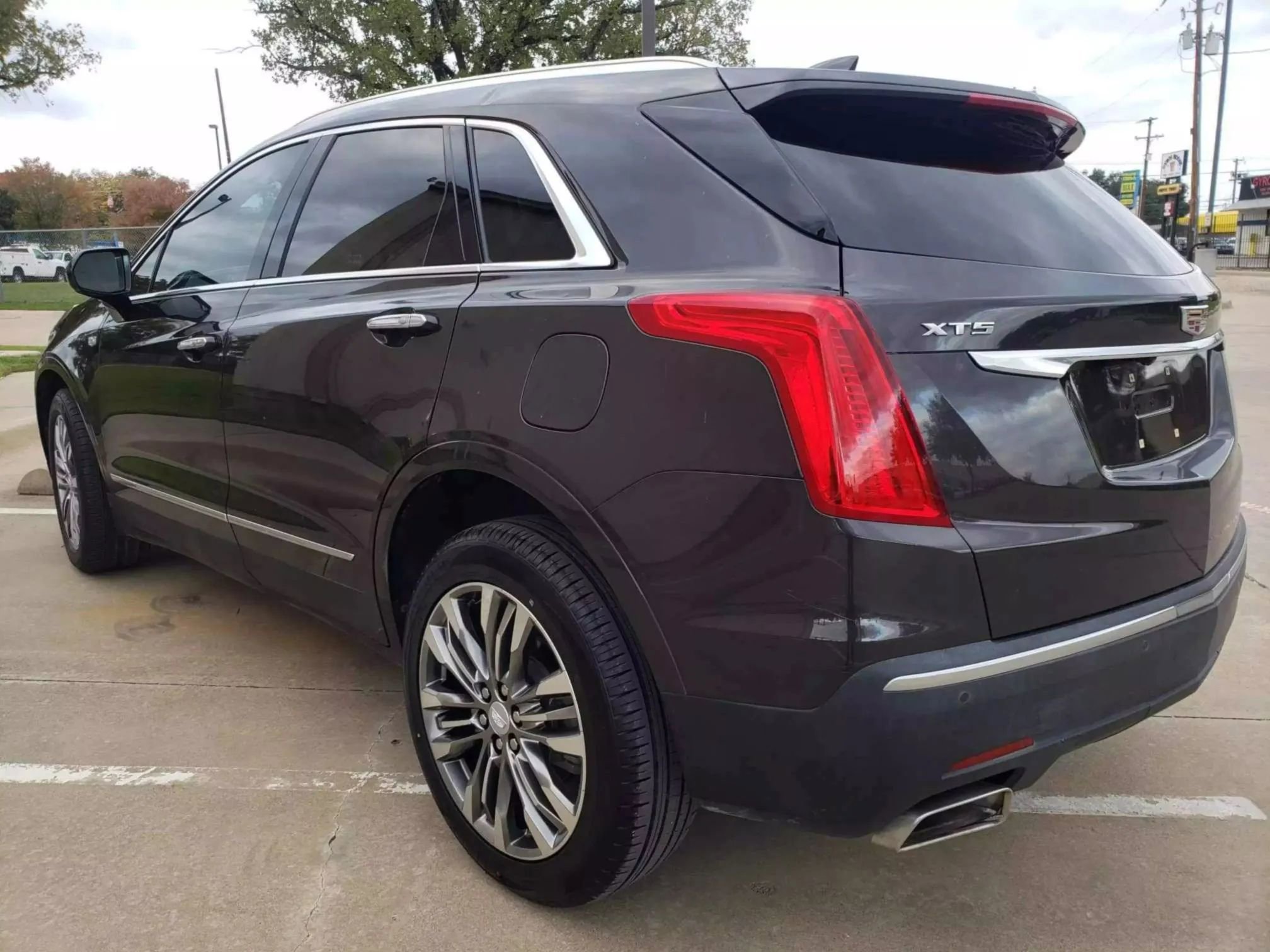 Used 2018 Cadillac XT5 Premium Luxury image 6