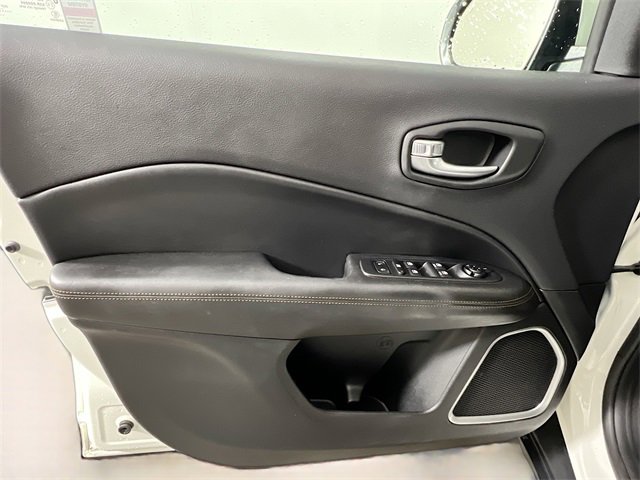 Used 2021 Jeep Compass Limited image 30