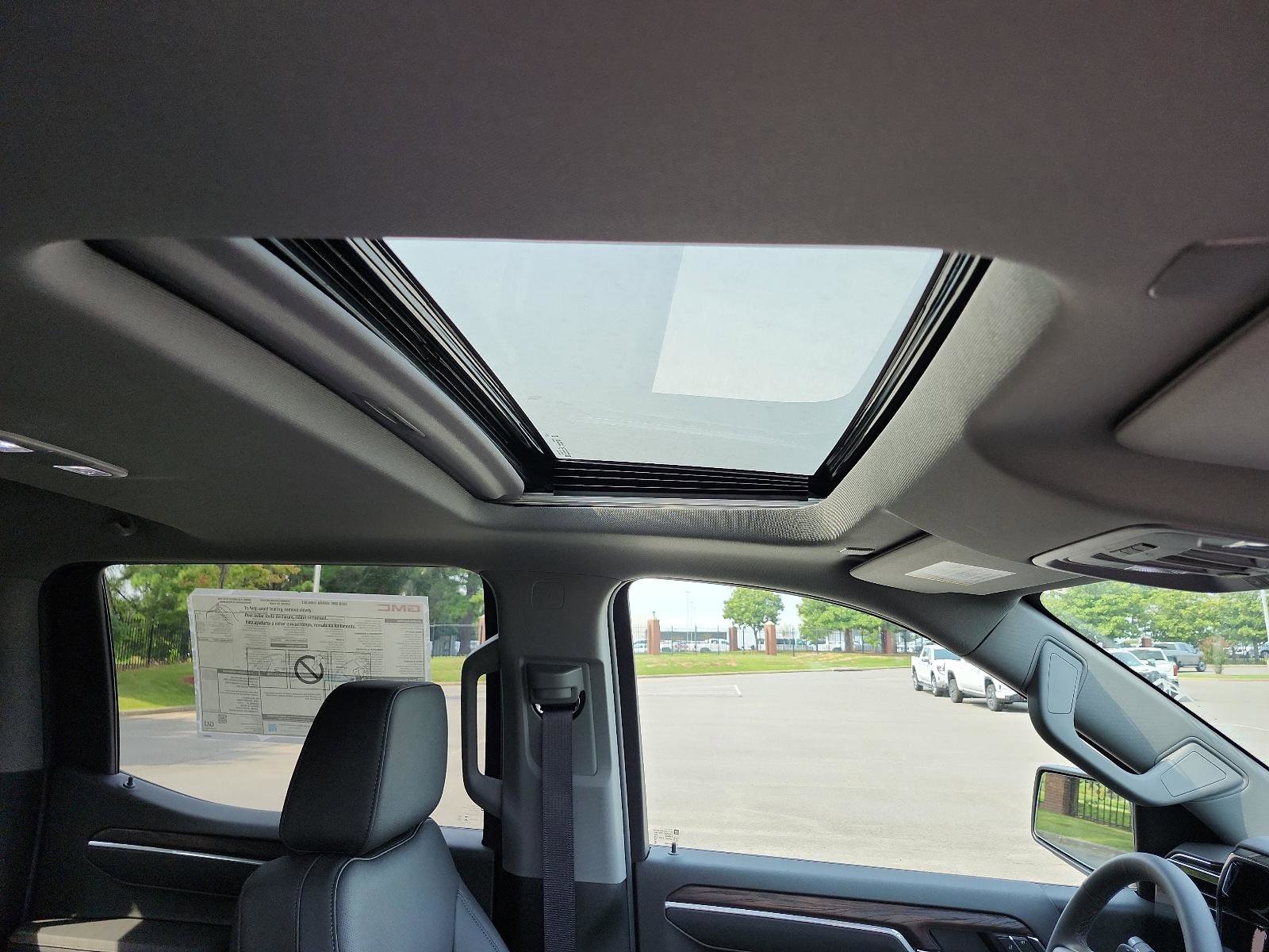 New 2026 GMC Sierra 1500 SLT w/ SLT Premium Plus Package image 8