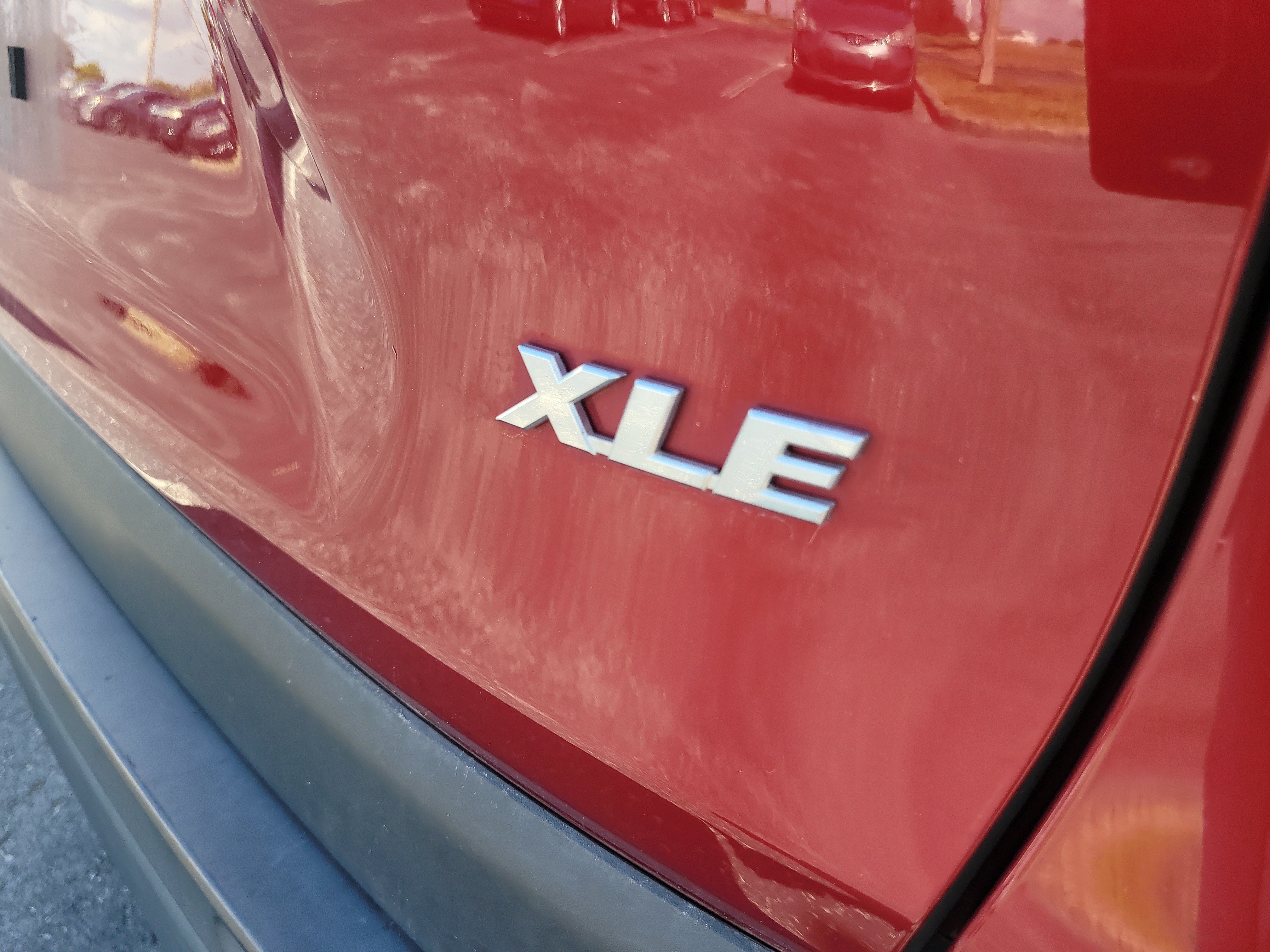 Certified 2022 Toyota RAV4 XLE Premium FWD image 10