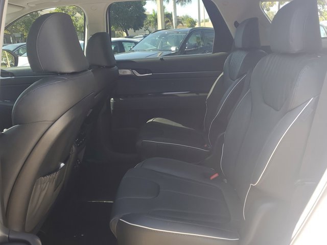 Certified 2024 Hyundai Palisade Limited image 8