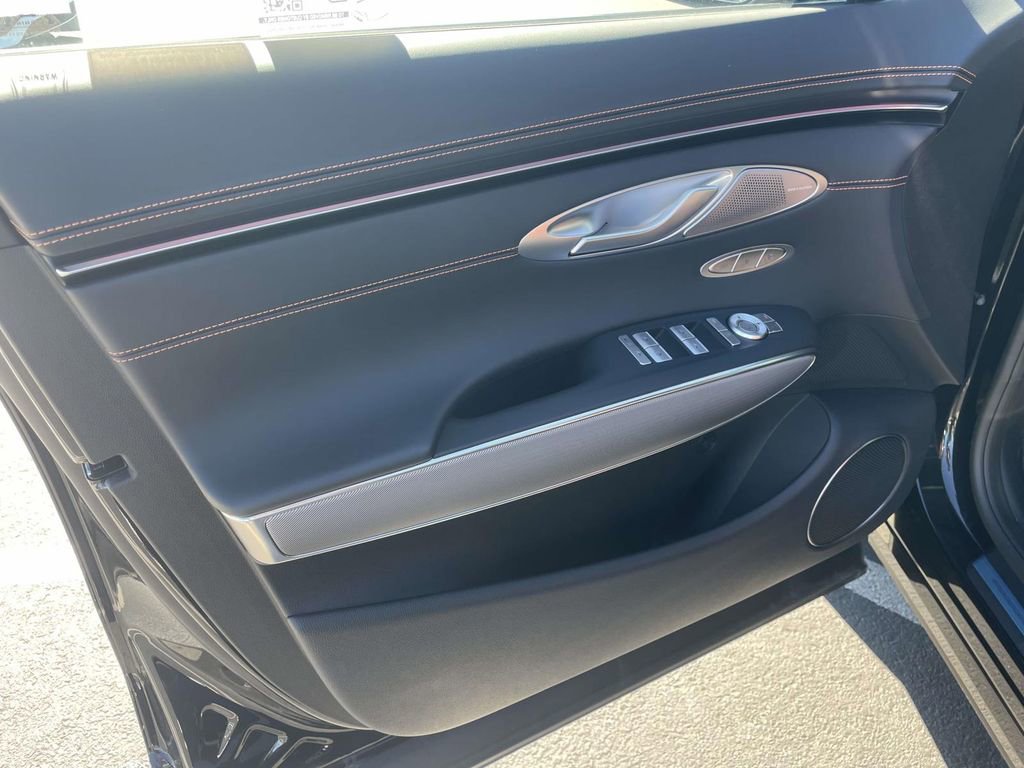 New 2026 Genesis GV70 3.5T Sport Advanced AWD/4WD image 19