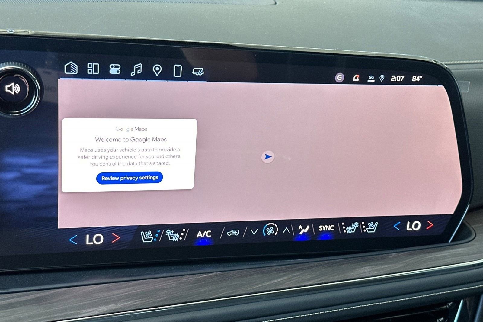 New 2025 Chevrolet Suburban Premier AWD/4WD image 23
