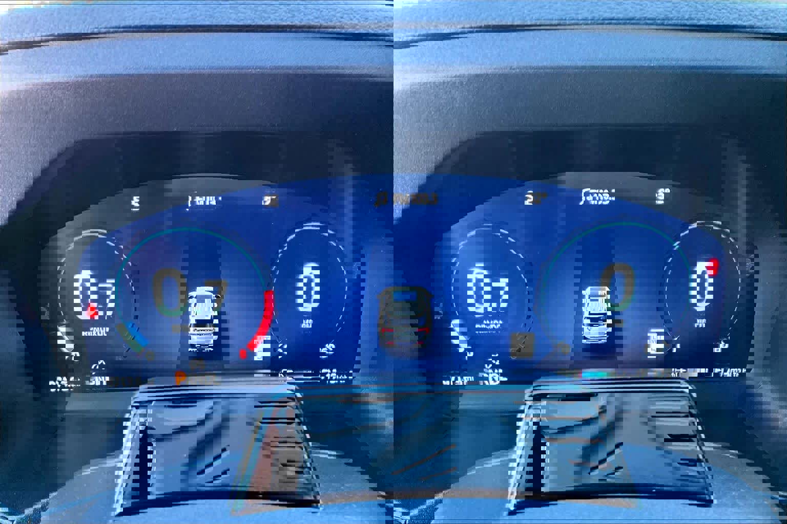 Used 2025 Ford Explorer ST-Line w/ Premium Package image 30