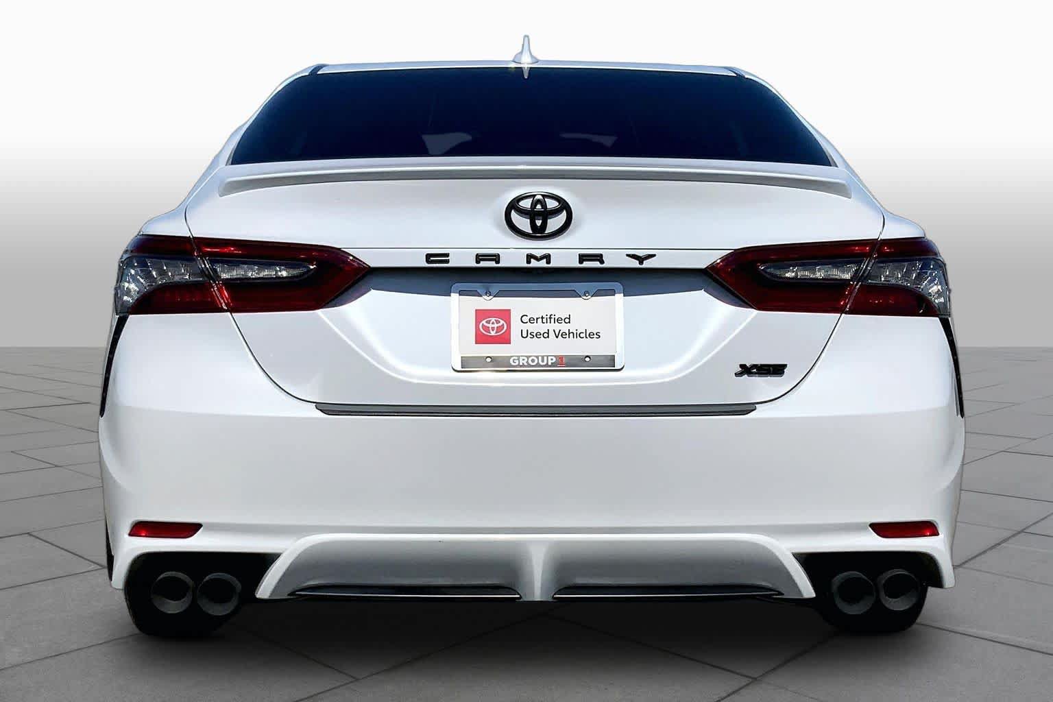 Used 2024 Toyota Camry XSE FWD image 5