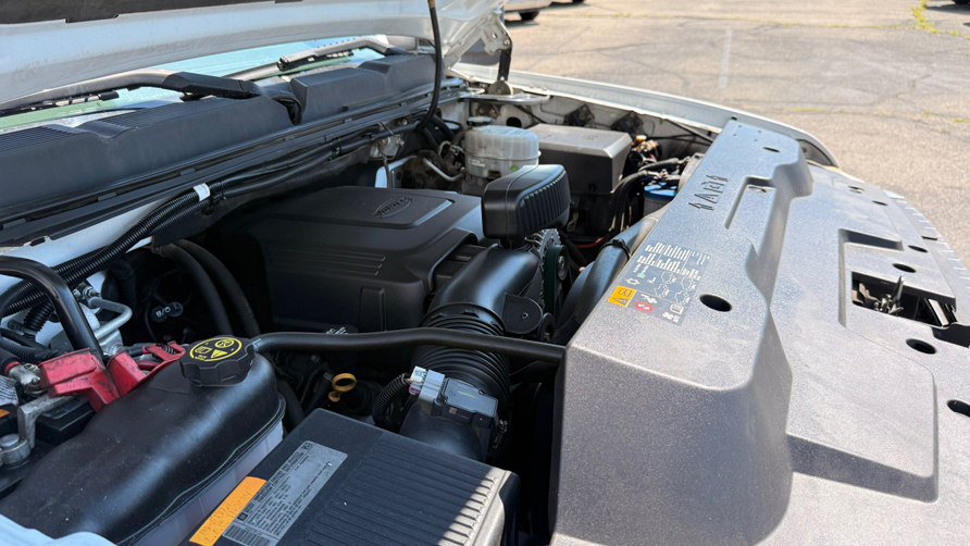 Used 2013 Chevrolet Silverado 3500 W/T RWD image 28