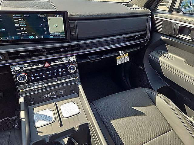 New 2026 Hyundai Santa Fe Calligraphy FWD image 15