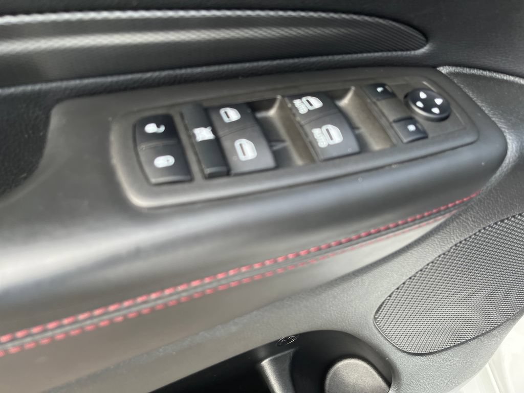 Used 2022 Dodge Durango R/T w/ Blacktop Package AWD/4WD image 10