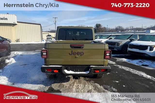 New 2026 Jeep Gladiator Mojave w/ Steel Bumper Group AWD/4WD image 30
