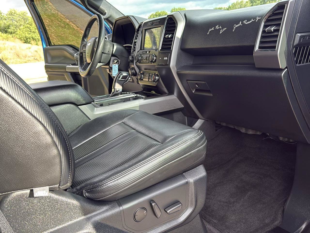 Used 2019 Ford F150 XLT w/ Equipment Group 302A Luxury AWD/4WD image 38