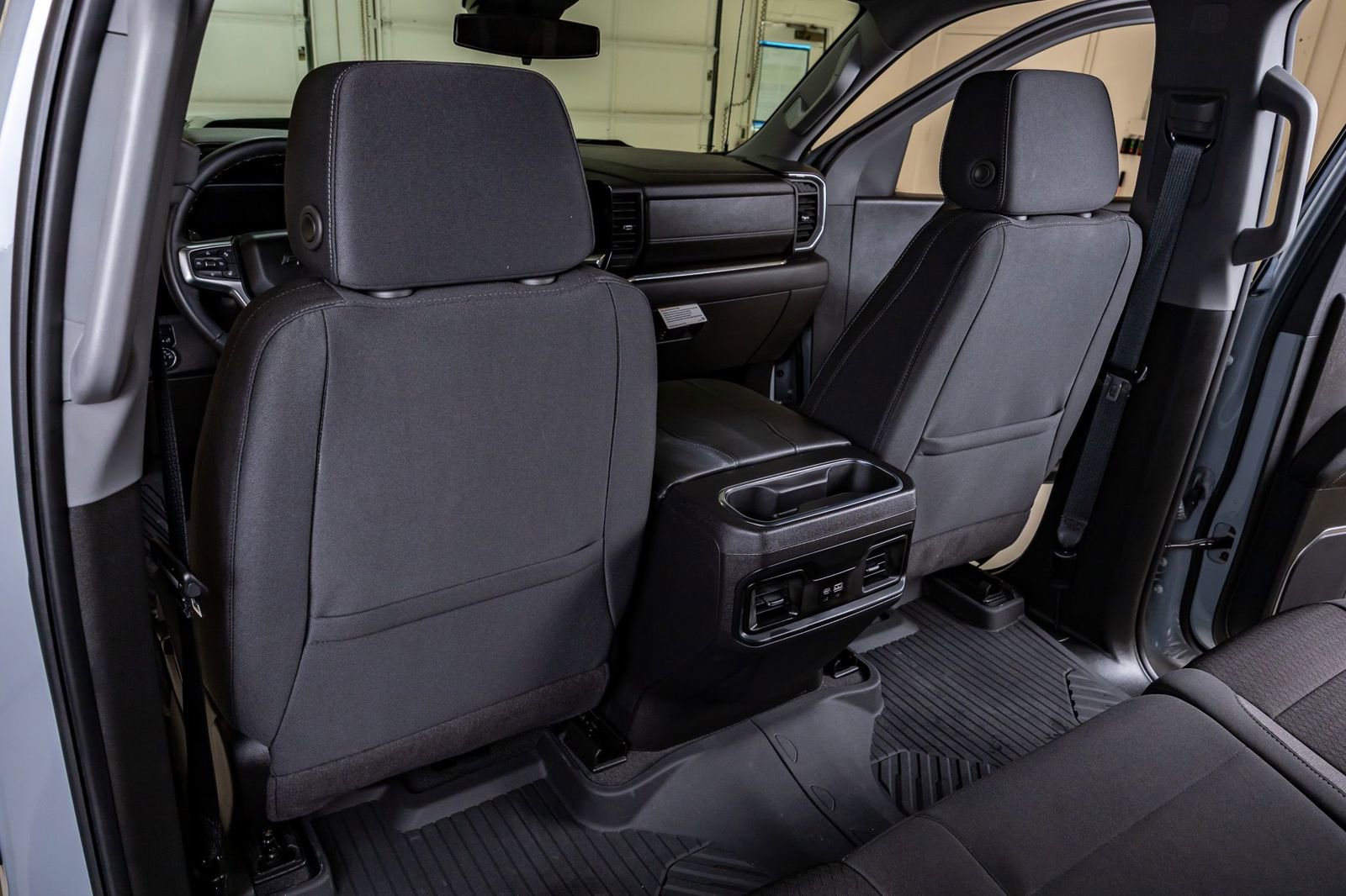 Used 2024 Chevrolet Silverado 1500 LT Trail Boss AWD/4WD image 32
