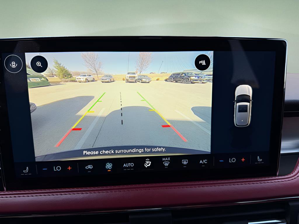 Used 2023 Lincoln Corsair Reserve image 22