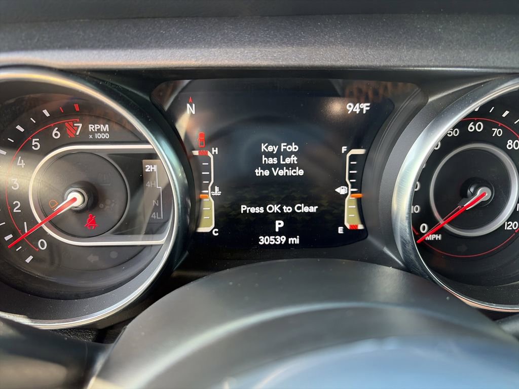 Used 2022 Jeep Gladiator Mojave w/ Auxiliary Switch Group AWD/4WD image 33