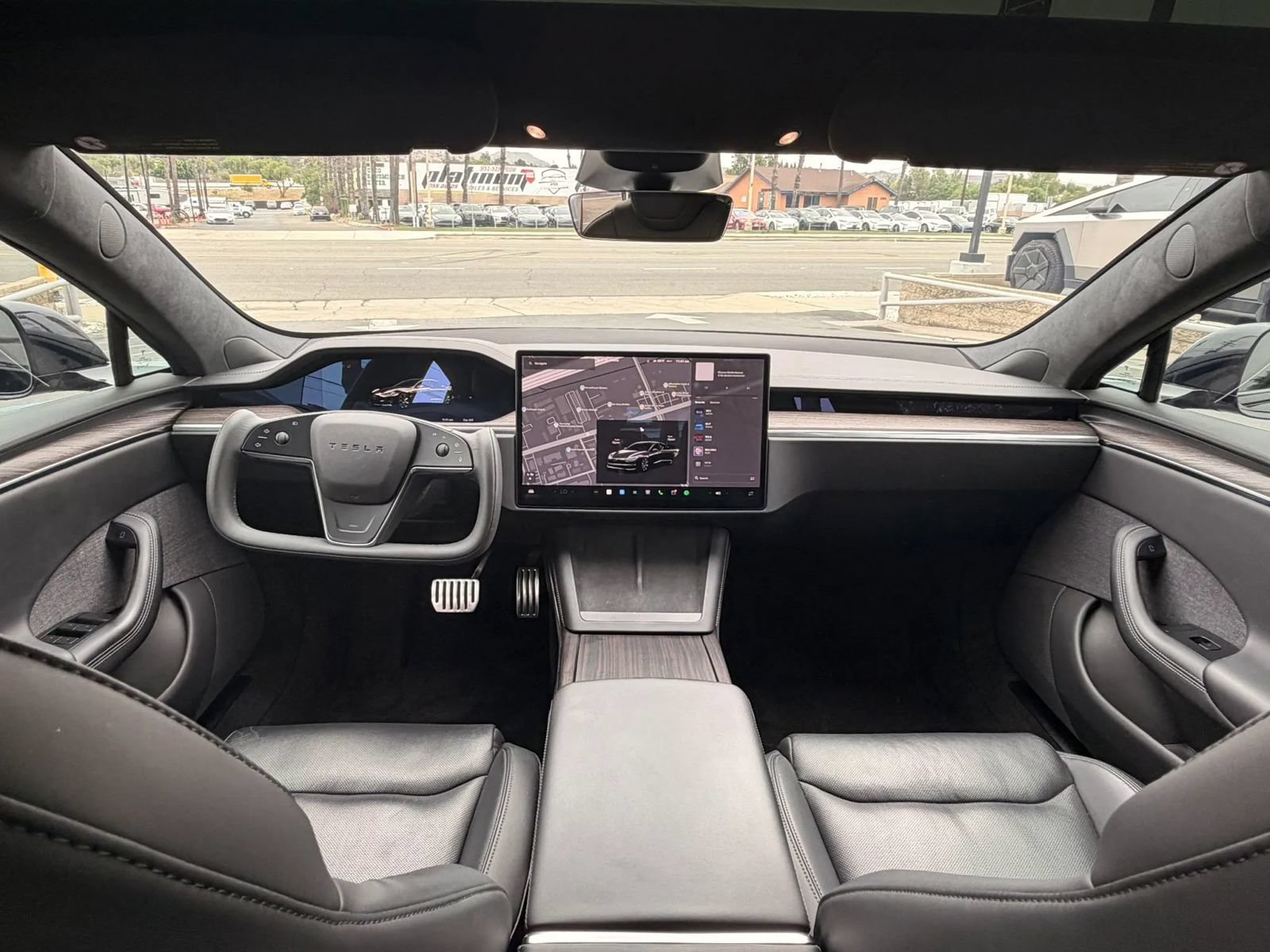 Used 2022 Tesla Model S Standard Range AWD/4WD image 24