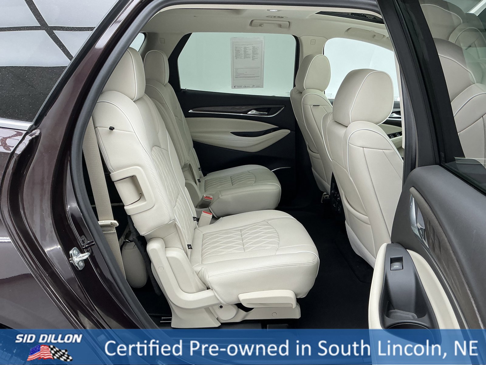 Used 2022 Buick Enclave Avenir w/ Avenir Technology Package image 23