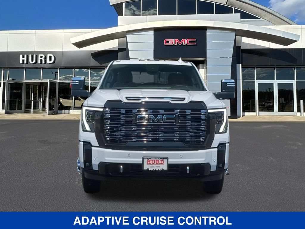 New 2026 GMC Sierra 3500 Denali Ultimate w/ LPO, Black Badging Package AWD/4WD image 10