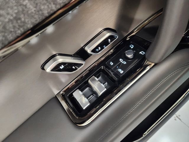 New 2026 Land Rover Range Rover Sport SE AWD/4WD image 22