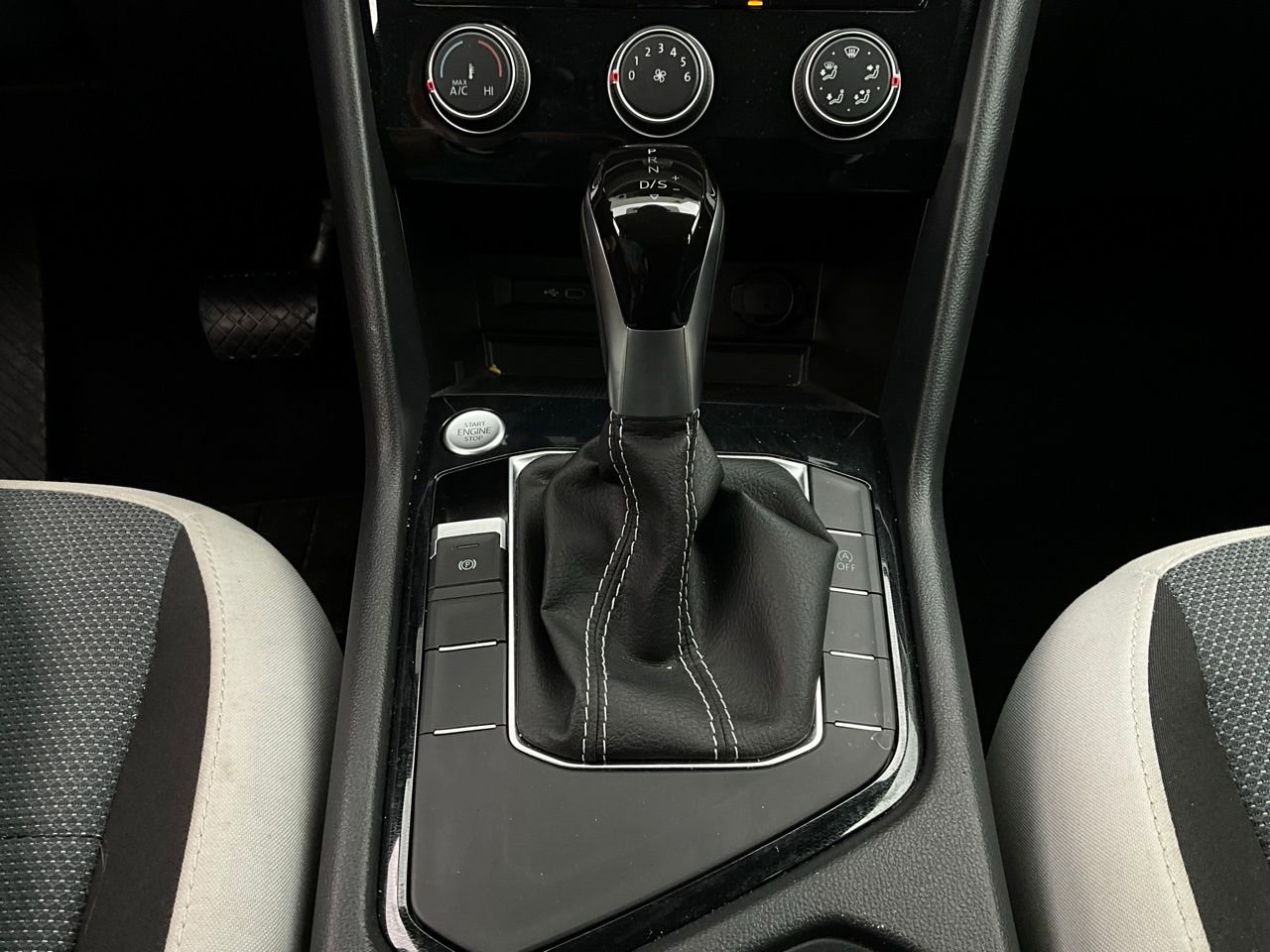 Used 2025 Volkswagen Taos S image 21