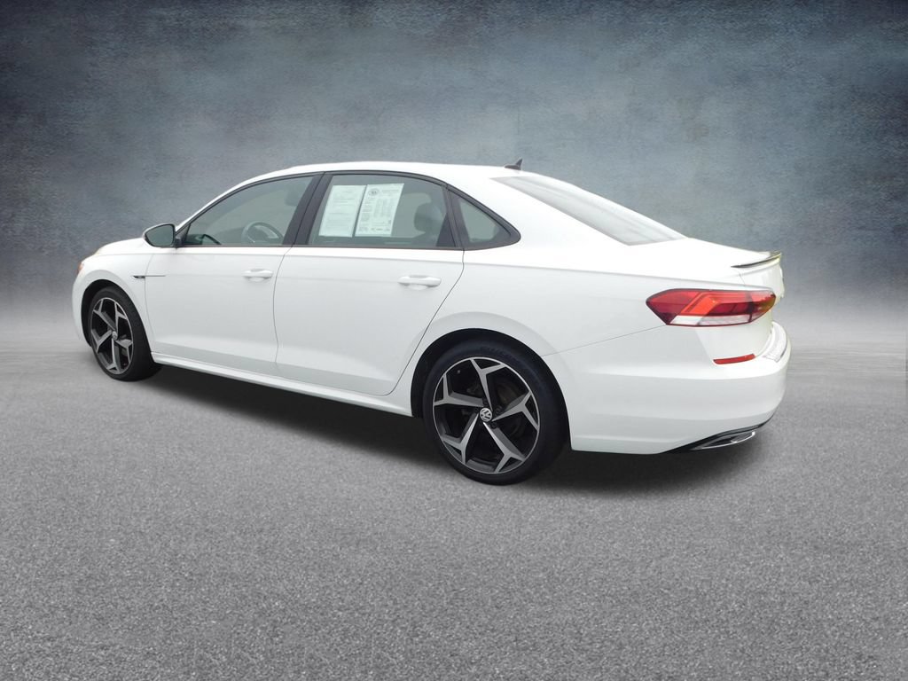 Used 2021 Volkswagen Passat 2.0T R-Line FWD image 5