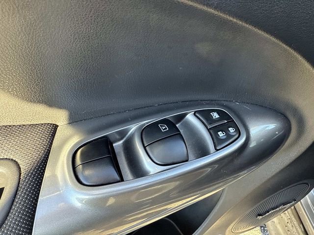 Used 2016 Nissan Juke SL image 19