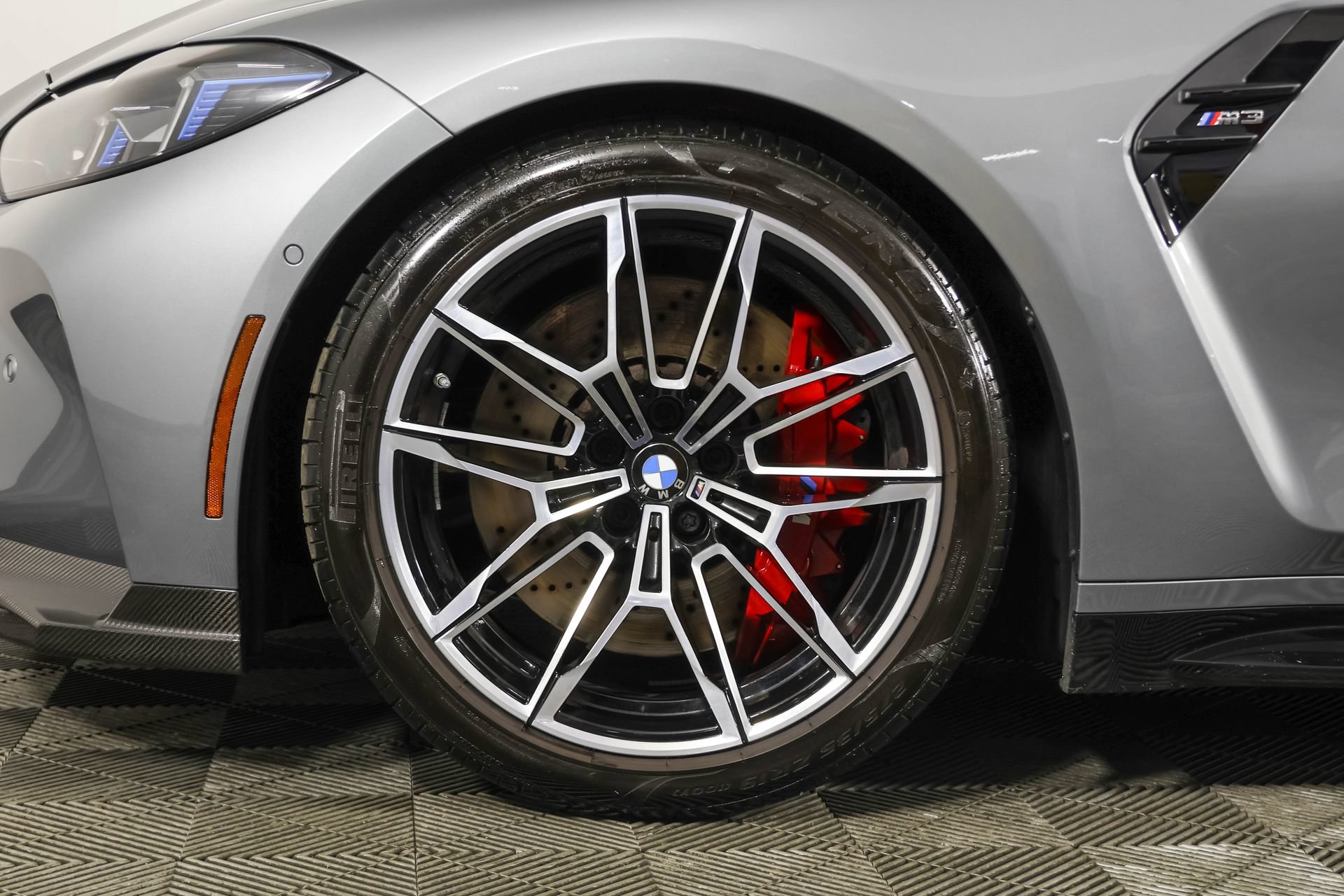 Used 2025 BMW M3 w/ Executive Package RWD image 16