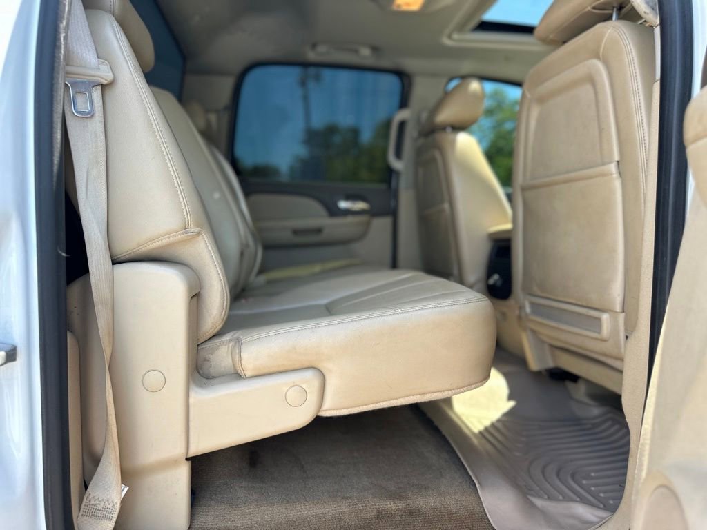 Used 2014 Chevrolet Silverado 2500 LTZ w/ LTZ Plus Package AWD/4WD image 22