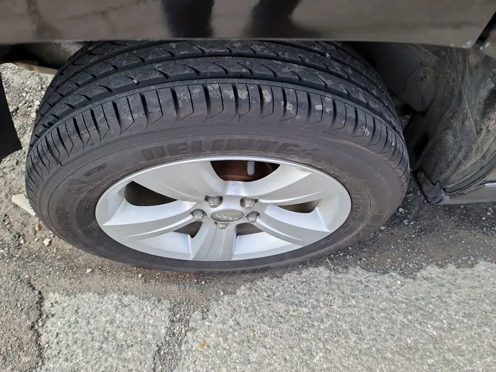 Used 2014 Jeep Patriot Latitude w/ Sun/Sound Group AWD/4WD image 25