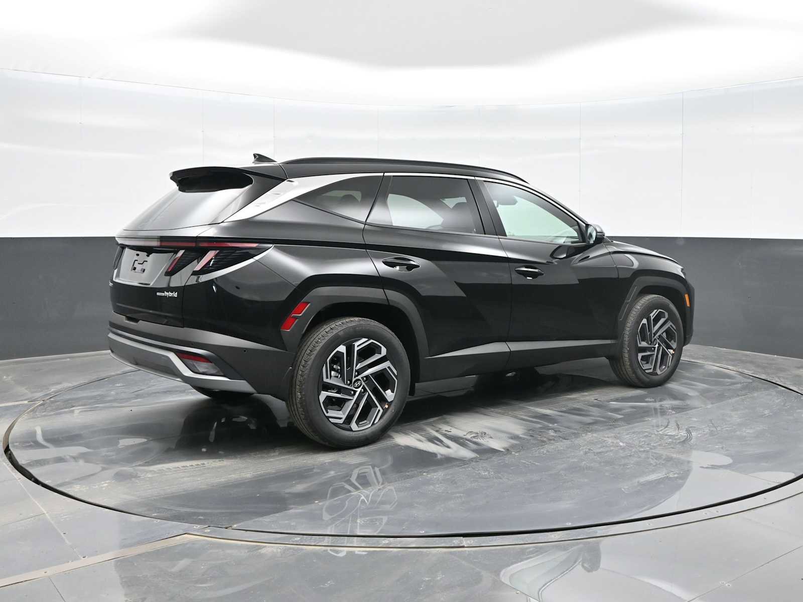 New 2026 Hyundai Tucson Limited image 8