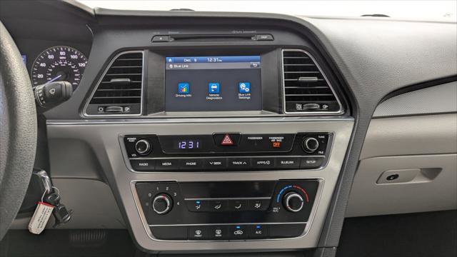 Used 2017 Hyundai Sonata SE image 28