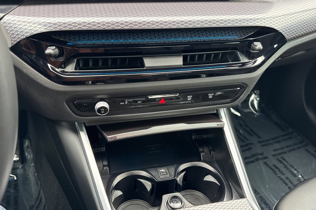 Used 2025 BMW M340i RWD image 23