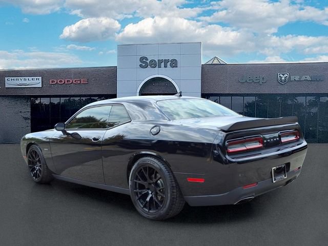 Used 2015 Dodge Challenger R/T Plus RWD image 5