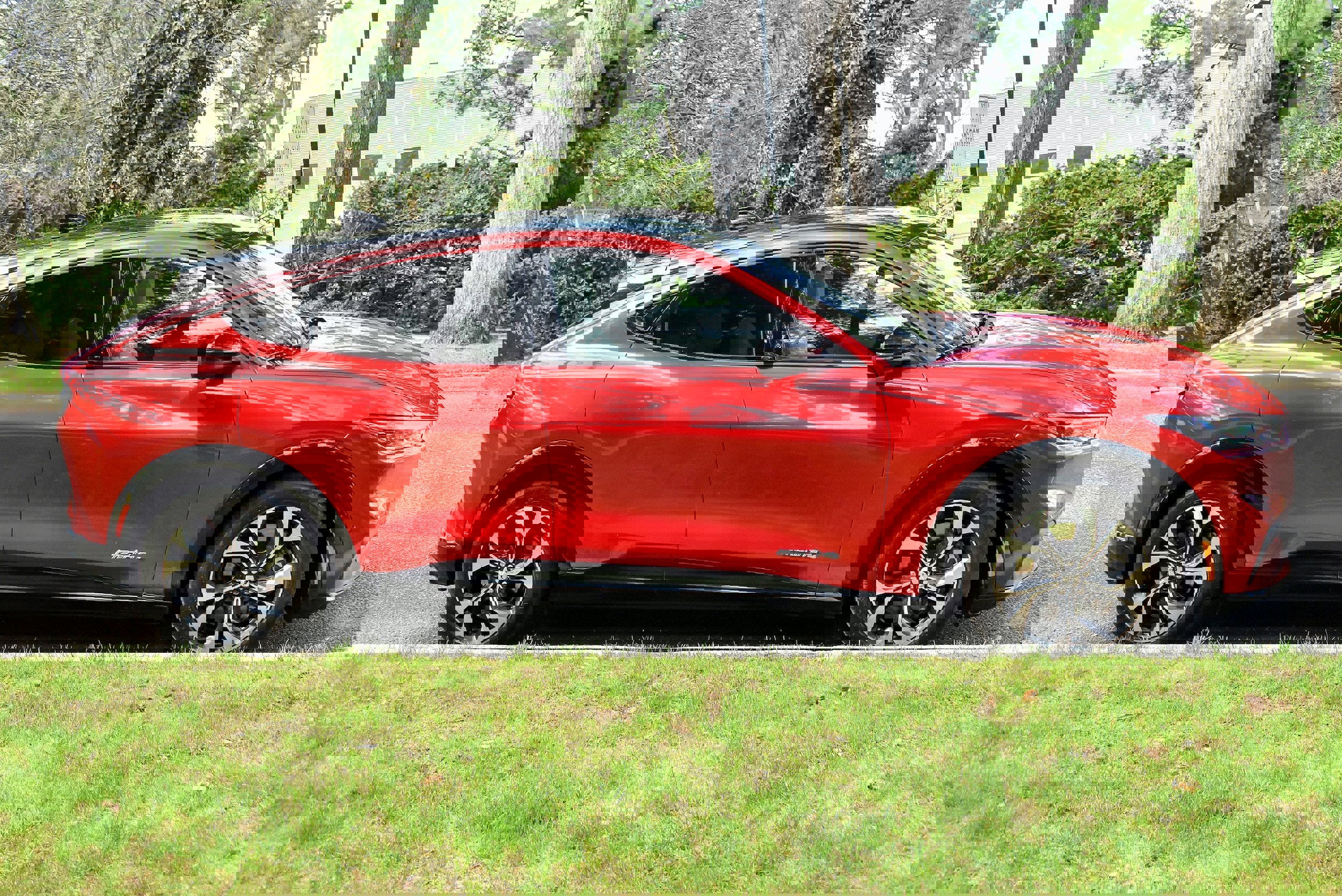 Used 2021 Ford Mustang Mach-E Premium image 9