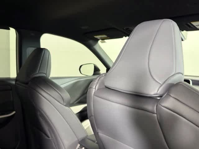 New 2026 Lexus TX 500h AWD image 30