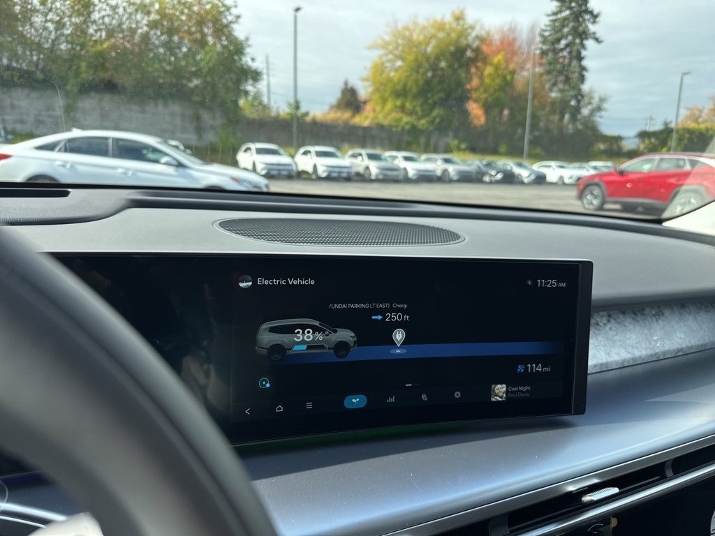 New 2026 Hyundai Ioniq 9 Calligraphy image 32