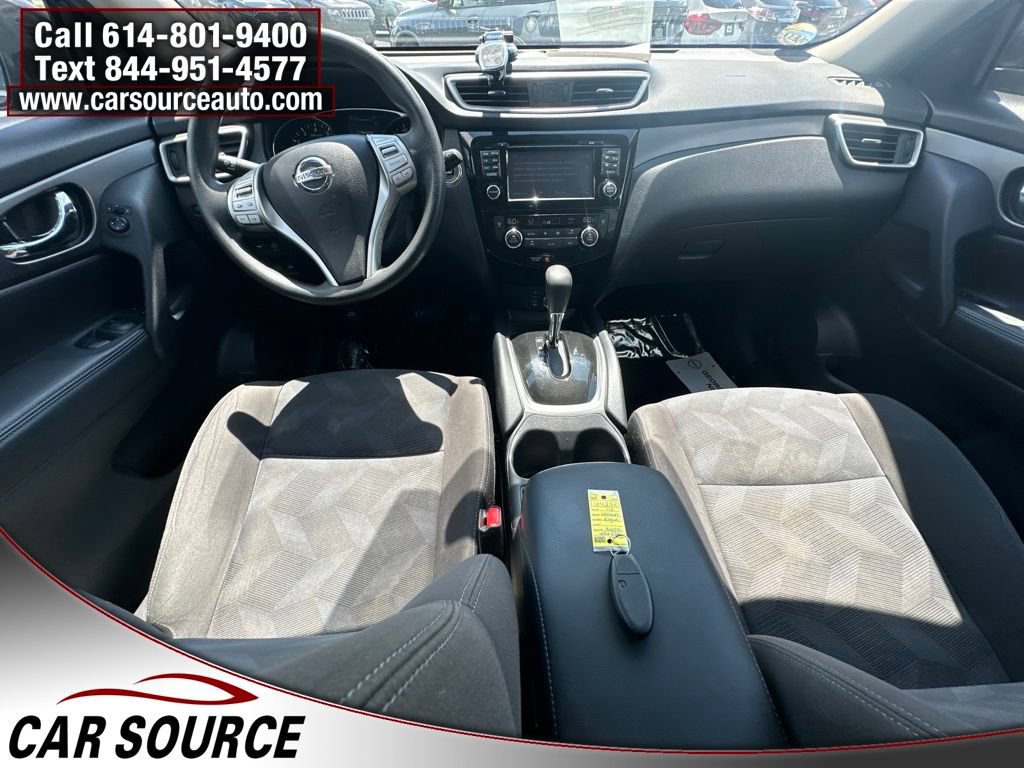 Used 2016 Nissan Rogue SV w/ SV Premium Package AWD/4WD image 14