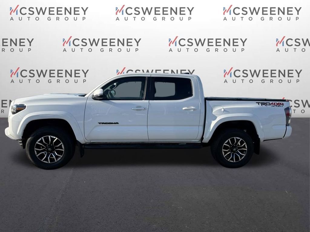Used 2020 Toyota Tacoma TRD Sport w/ Technology Package AWD/4WD image 3