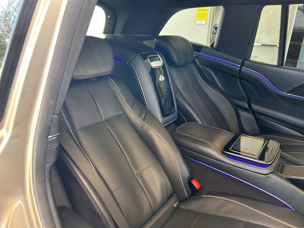 Used 2021 Mercedes-Benz Maybach GLS 600 4MATIC image 31