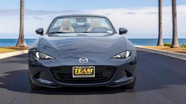 Certified 2025 MAZDA MX-5 Miata Grand Touring RWD image 4