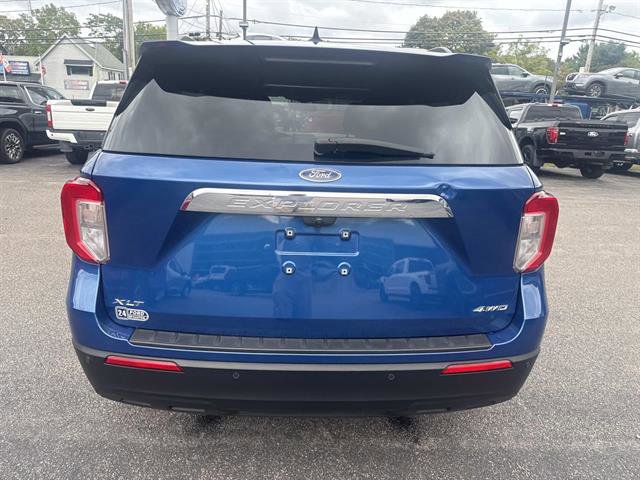 Certified 2022 Ford Explorer XLT image 4