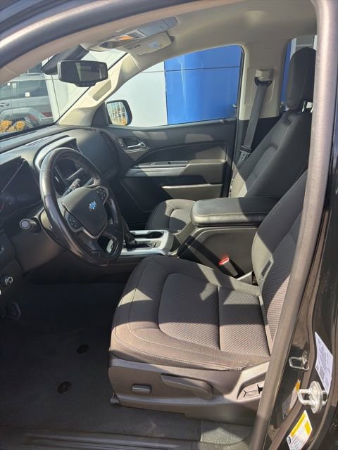 Used 2021 Chevrolet Colorado LT w/ LT Convenience Package image 17