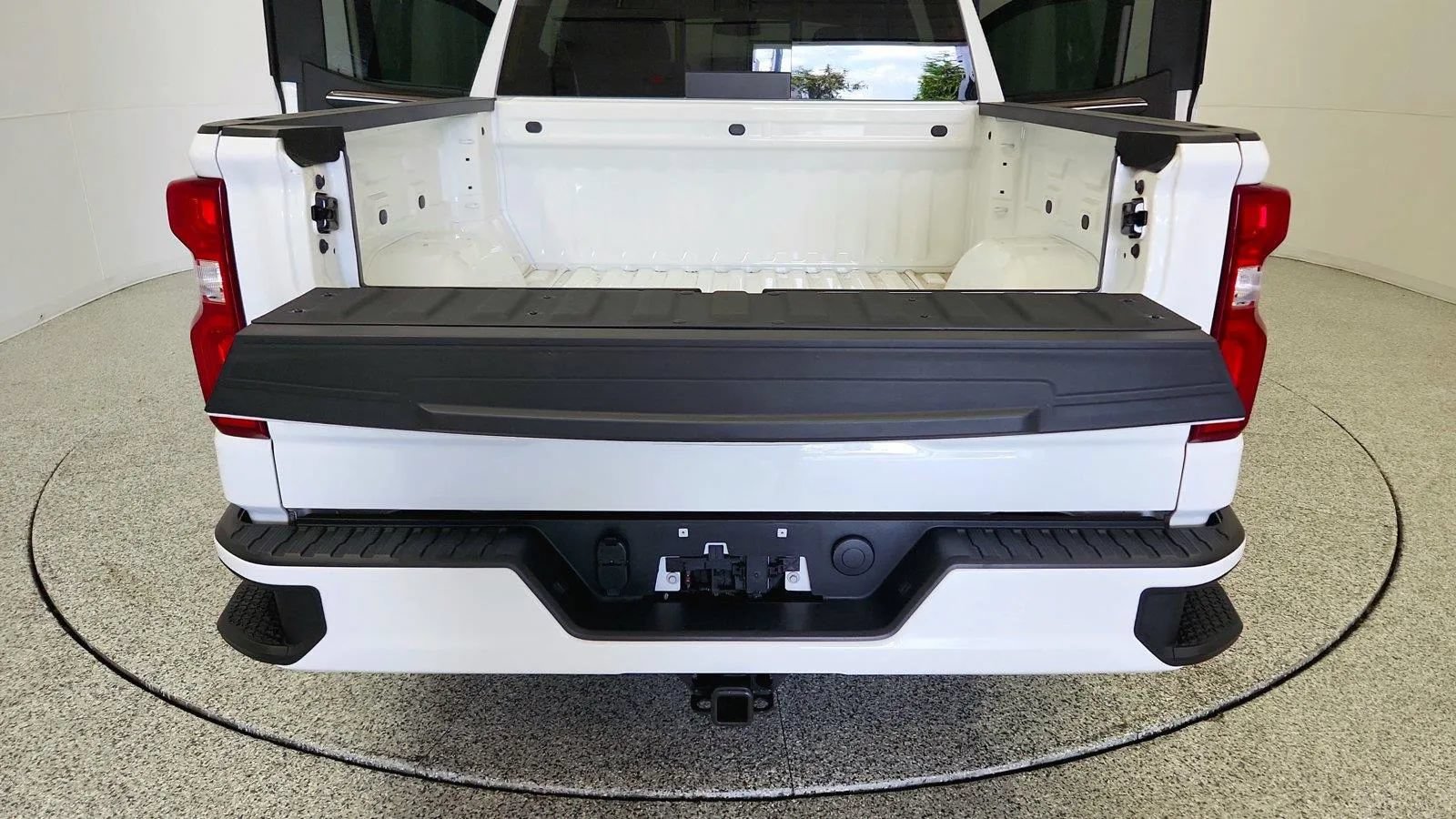 Used 2026 Chevrolet Silverado 1500 RST w/ Convenience Package II AWD/4WD image 15