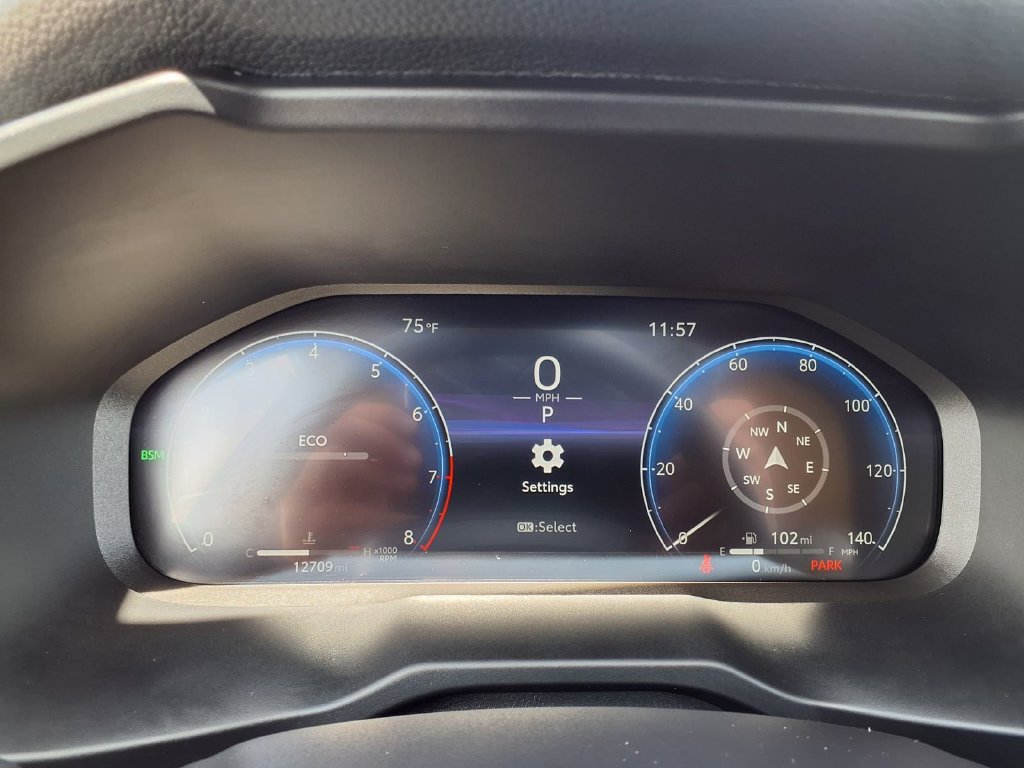 Used 2025 Toyota RAV4 Limited w/ Advanced Technology Package FWD image 30