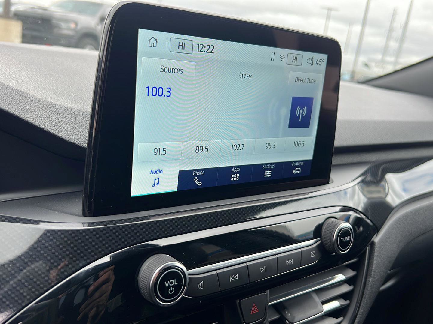 Used 2025 Ford Escape ST-Line image 19