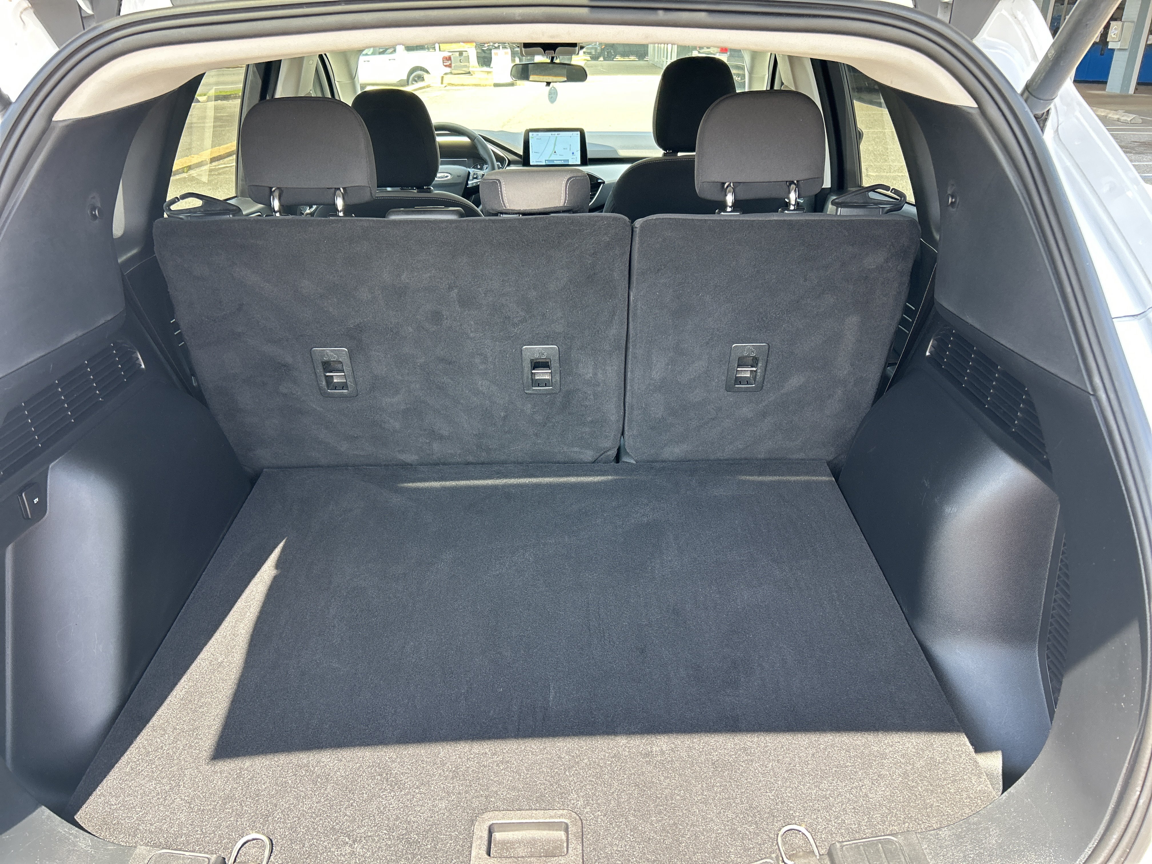 Used 2022 Ford Escape SE w/ Convenience Package FWD image 17