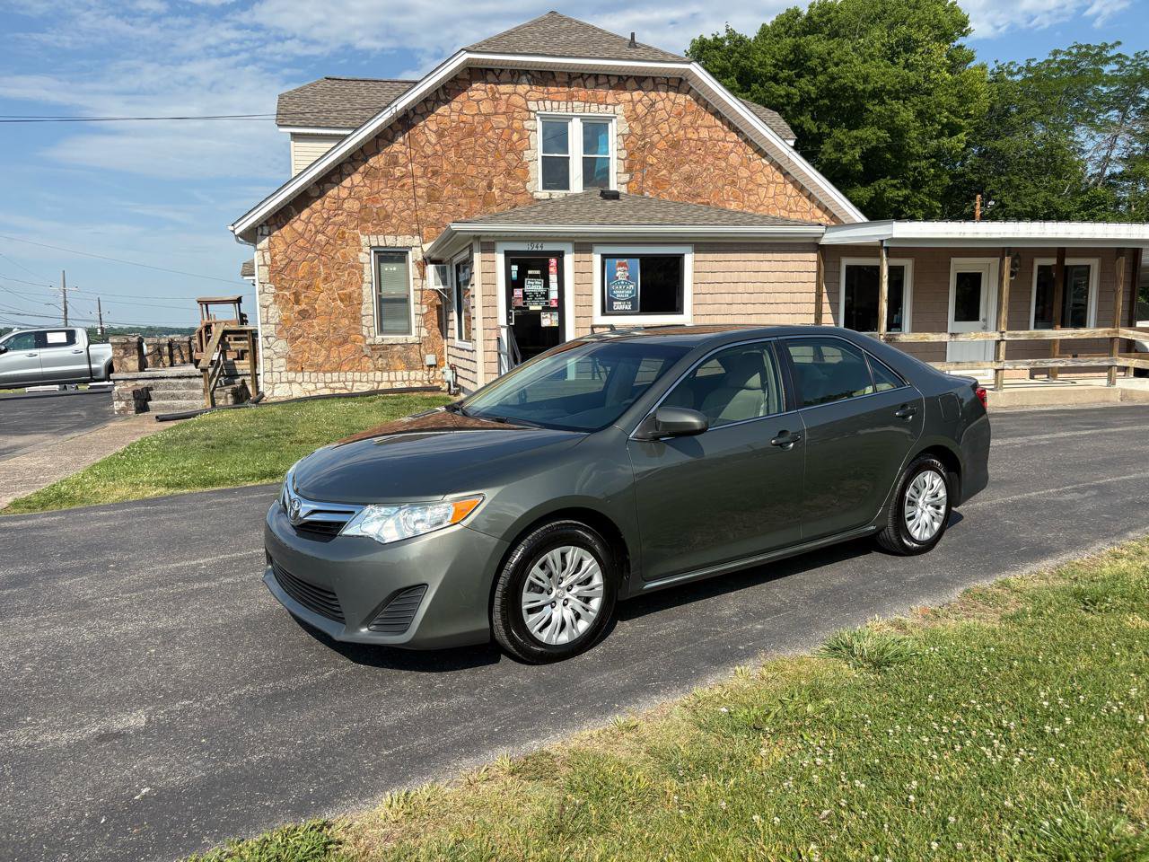 Used 2012 Toyota Camry LE