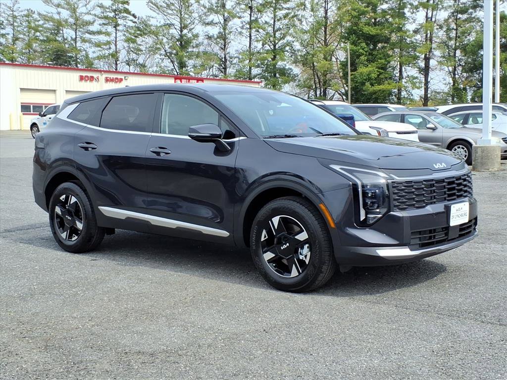 New 2026 Kia Sportage LX image 1
