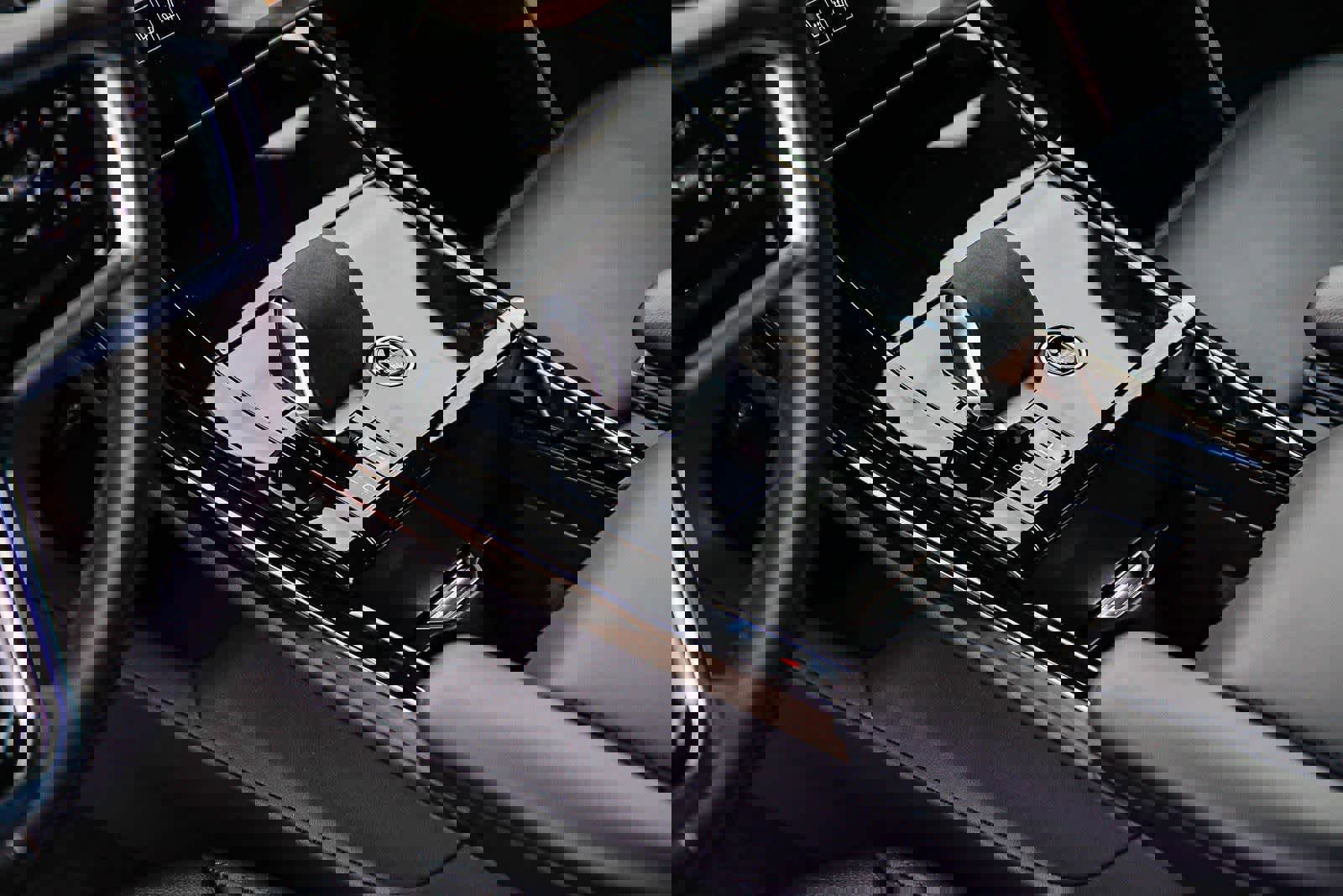 Used 2025 Land Rover Range Rover Sport image 18