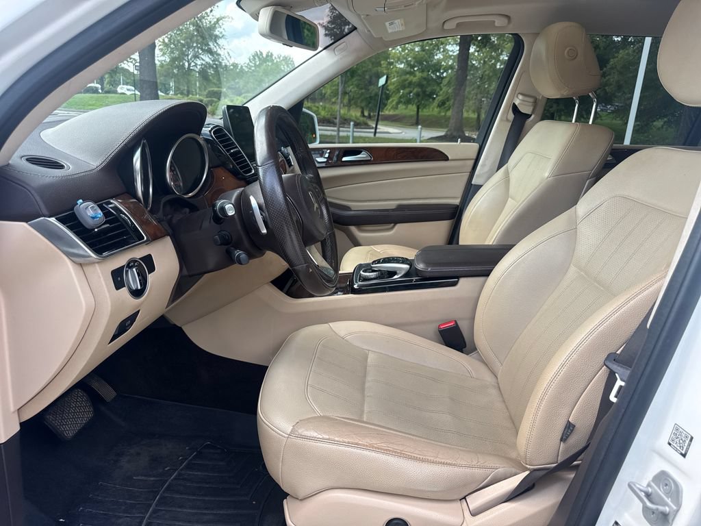 Used 2017 Mercedes-Benz GLS 450 4MATIC image 12
